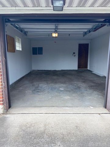 1673 W Stroop Road, Kettering, OH 45439