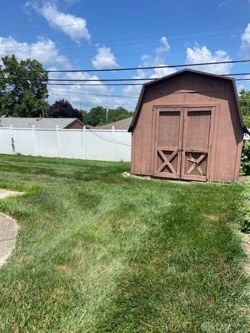 1673 W Stroop Road, Kettering, OH 45439