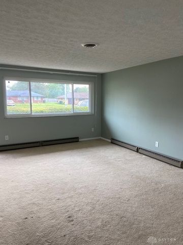 1673 W Stroop Road, Kettering, OH 45439