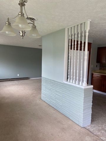 1673 W Stroop Road, Kettering, OH 45439