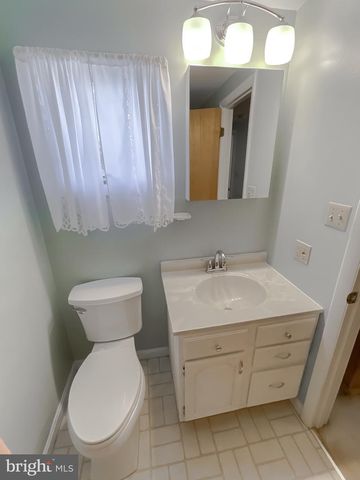 15370 HOLLY DR, Scotland, MD 20687