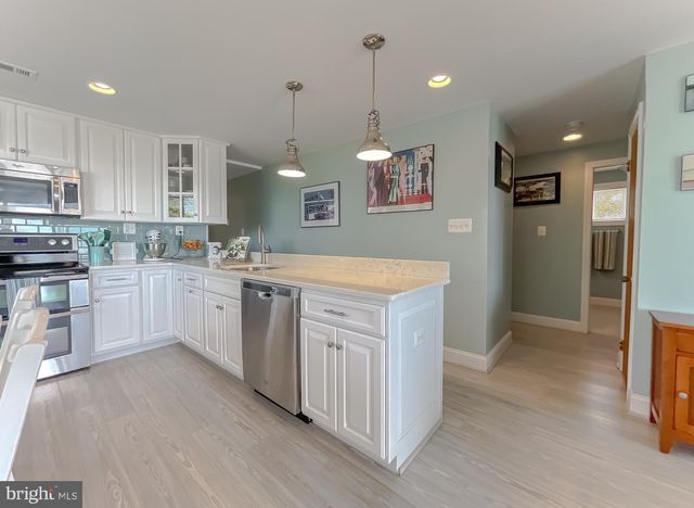15370 HOLLY DR, Scotland, MD 20687