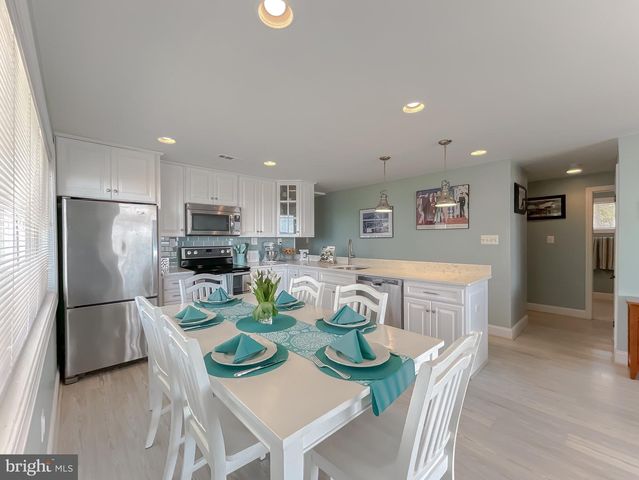 15370 HOLLY DR, Scotland, MD 20687