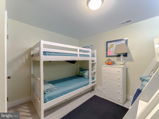 15370 HOLLY DR, Scotland, MD 20687