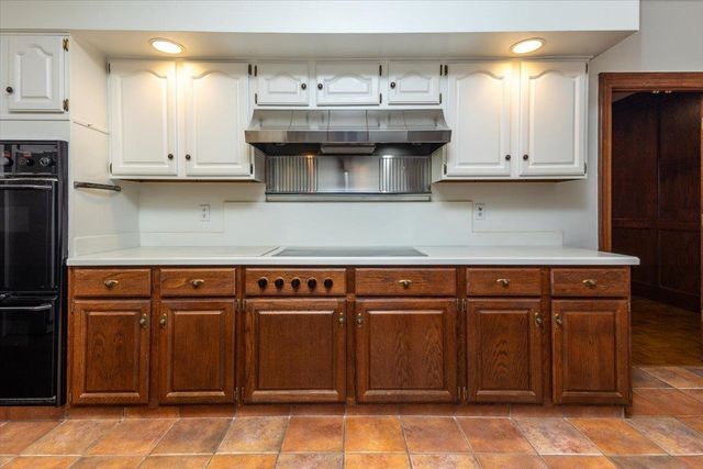 9255 DOGWOOD RD, Germantown, TN 38139