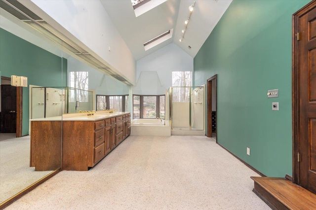 9255 DOGWOOD RD, Germantown, TN 38139