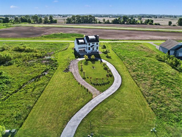 2906 Air Park Drive 24, Zeeland, MI 49464