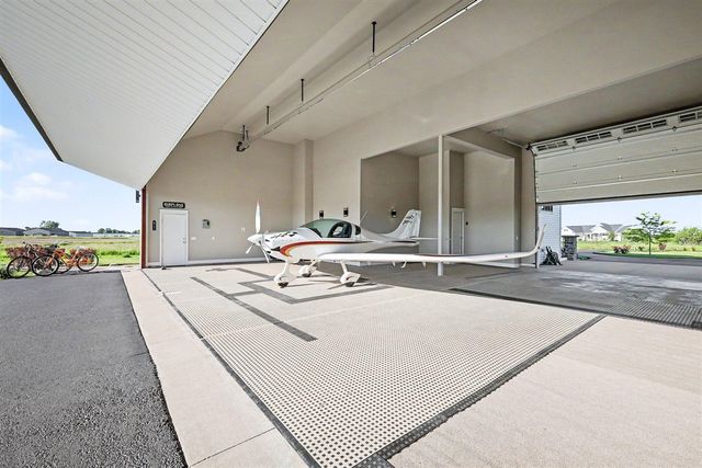 2906 Air Park Drive 24, Zeeland, MI 49464