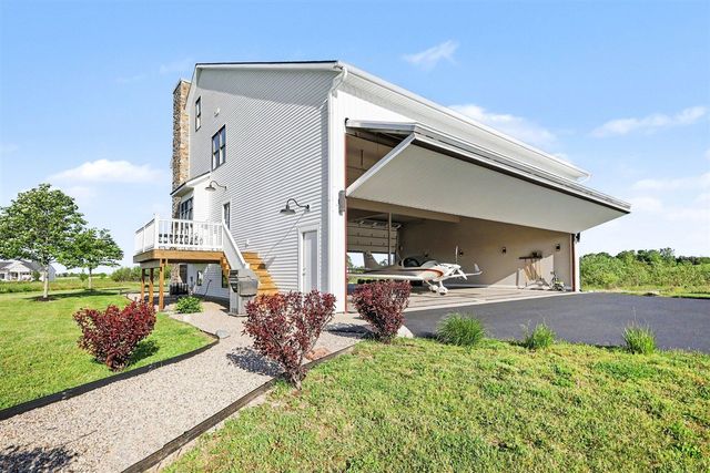 2906 Air Park Drive 24, Zeeland, MI 49464