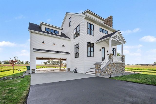 2906 Air Park Drive 24, Zeeland, MI 49464
