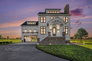 2906 Air Park Drive 24, Zeeland, MI 49464