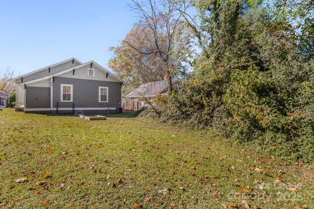 813 E 35th Street, Charlotte, NC 28205