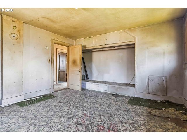 406 15TH Ave, Longview, WA 98632