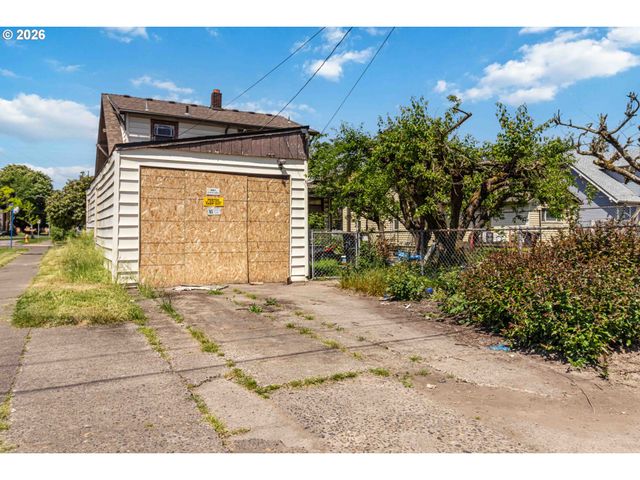 406 15TH Ave, Longview, WA 98632