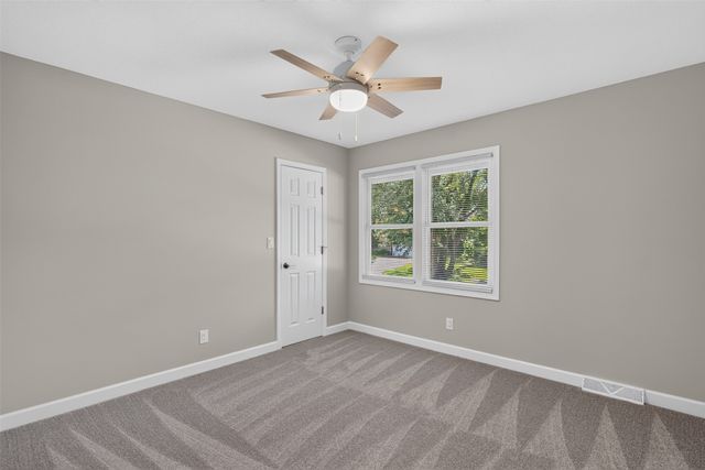 2115 Pleasant Street, West Des Moines, IA 50265