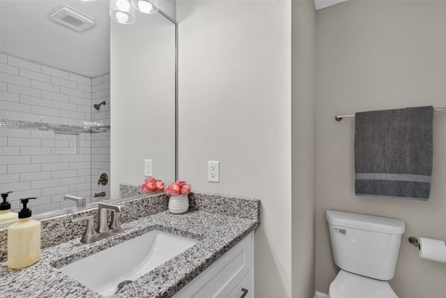 2115 Pleasant Street, West Des Moines, IA 50265