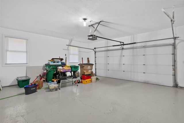 2115 Pleasant Street, West Des Moines, IA 50265