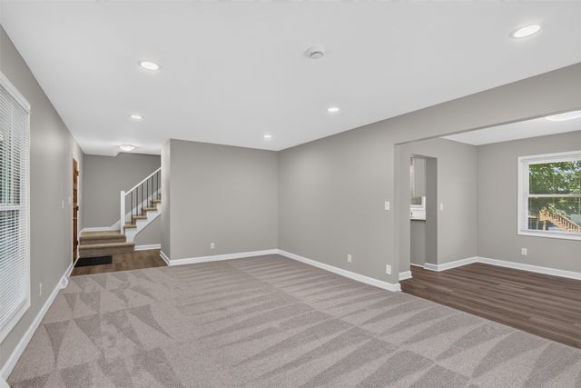 2115 Pleasant Street, West Des Moines, IA 50265