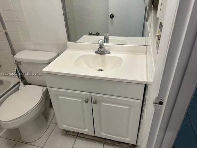 5252 Bosque Lane 9, West Palm Beach, FL 33415