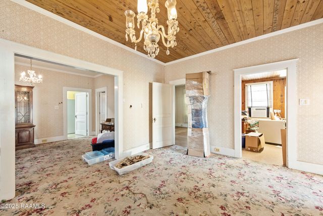 629 S Weeks Street, New Iberia, LA 70560