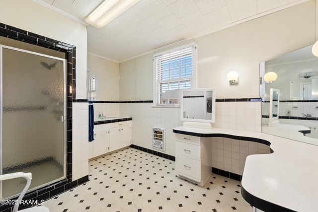 629 S Weeks Street, New Iberia, LA 70560