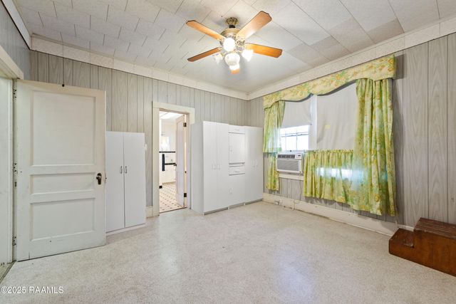 629 S Weeks Street, New Iberia, LA 70560