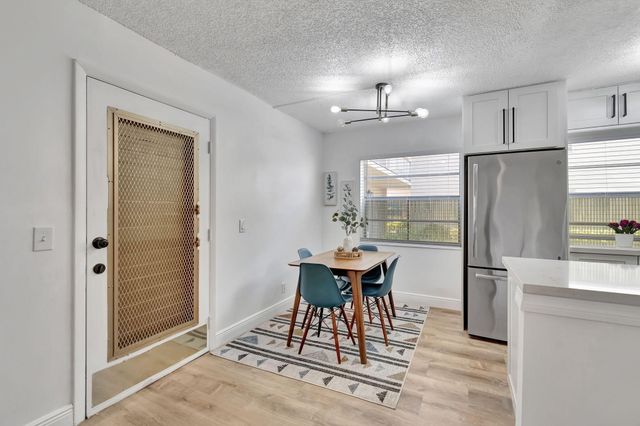 52 BURGUNDY B, Delray Beach, FL 33484
