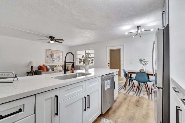52 BURGUNDY B, Delray Beach, FL 33484
