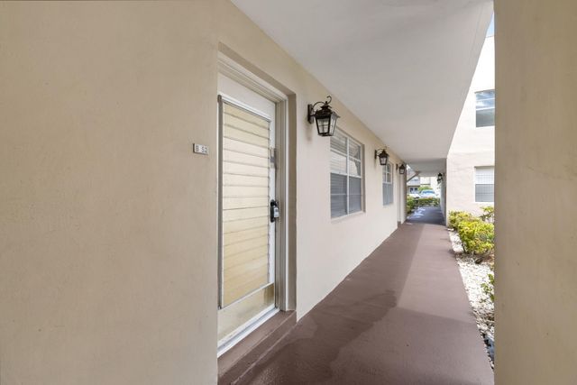 52 BURGUNDY B, Delray Beach, FL 33484