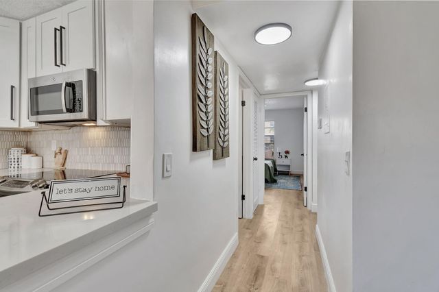 52 BURGUNDY B, Delray Beach, FL 33484