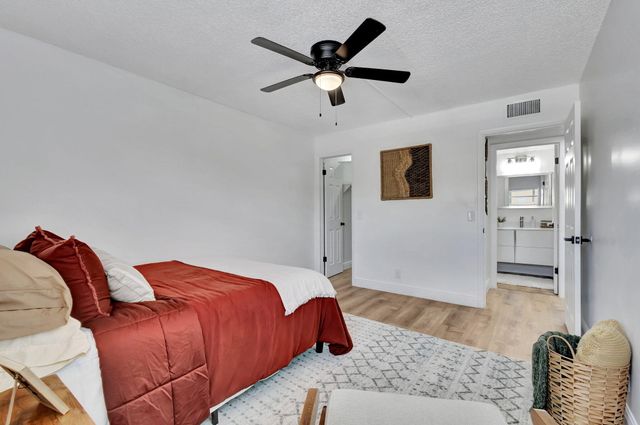 52 BURGUNDY B, Delray Beach, FL 33484