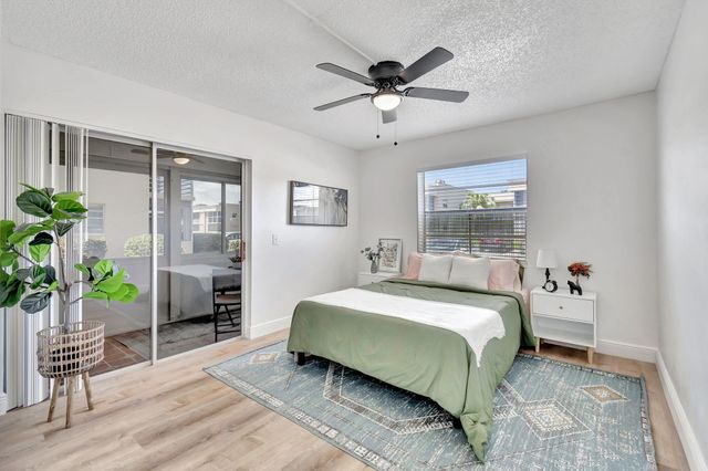 52 BURGUNDY B, Delray Beach, FL 33484