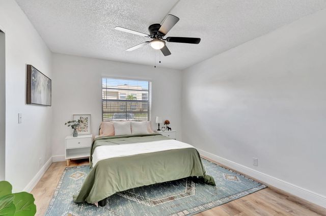 52 BURGUNDY B, Delray Beach, FL 33484