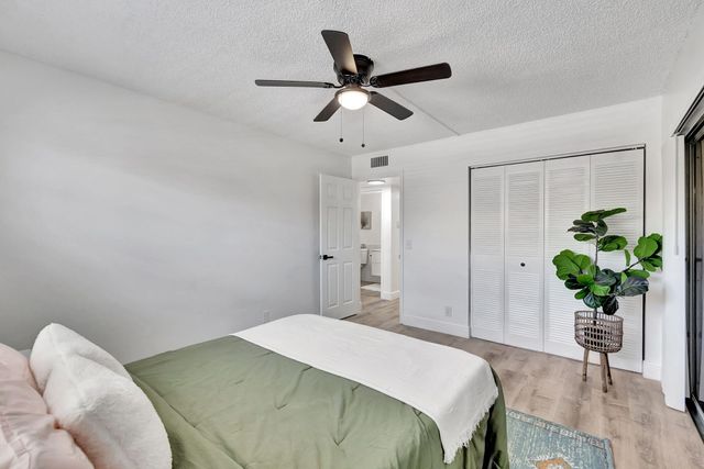 52 BURGUNDY B, Delray Beach, FL 33484