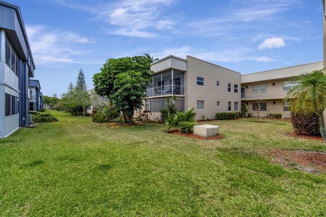 52 BURGUNDY B, Delray Beach, FL 33484