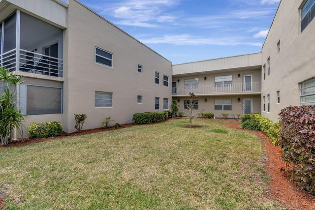52 BURGUNDY B, Delray Beach, FL 33484