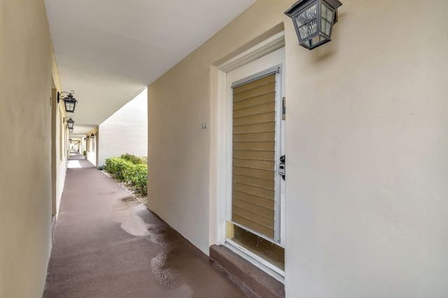 52 BURGUNDY B, Delray Beach, FL 33484