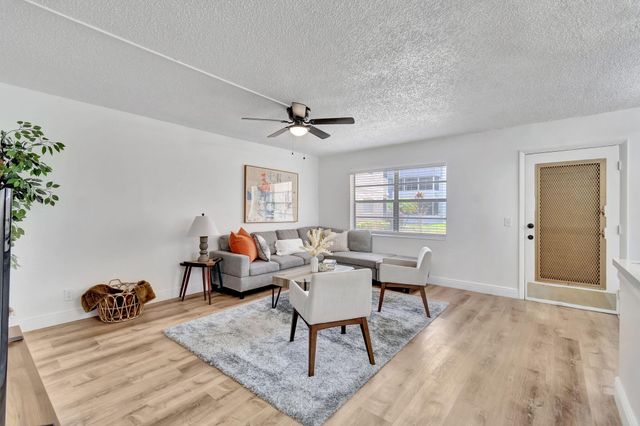 52 BURGUNDY B, Delray Beach, FL 33484