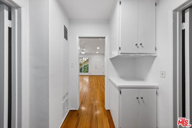 1037 11th Street 1, Santa Monica, CA 90403