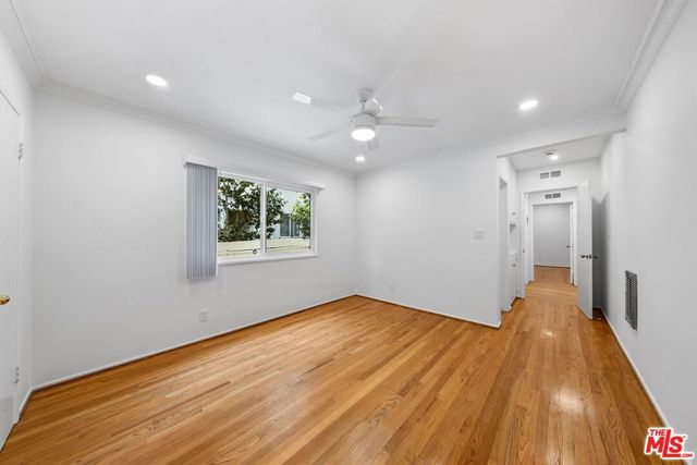 1037 11th Street 1, Santa Monica, CA 90403