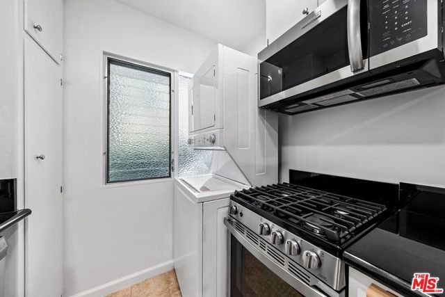 1037 11th Street 1, Santa Monica, CA 90403