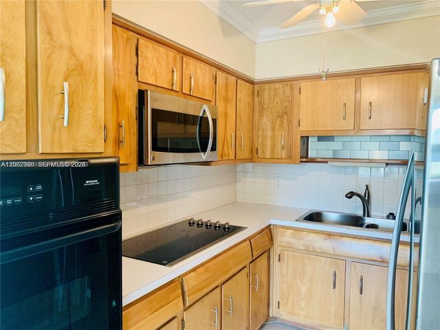 600 Layne Boulevard 233, Hallandale Beach, FL 33009