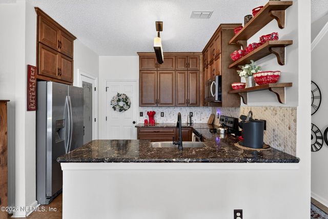 8649 TOWER FALLS Drive, Jacksonville, FL 32244