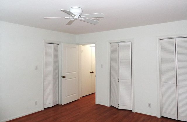 2105 S Winrock Boulevard S 48, Houston, TX 77057