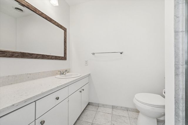 2105 S Winrock Boulevard S 48, Houston, TX 77057