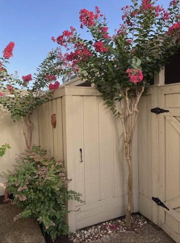 2105 S Winrock Boulevard S 48, Houston, TX 77057