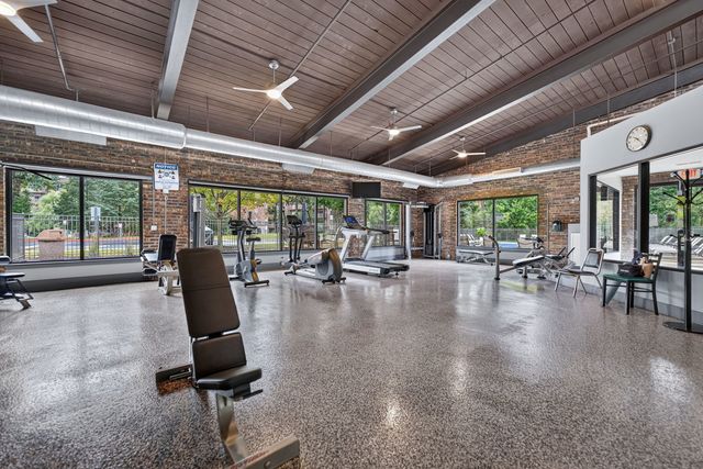 120 Lakeview Drive 208, Bloomingdale, IL 60108