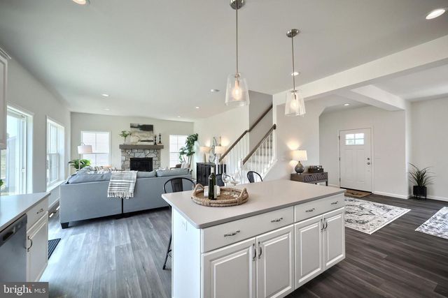 114 BLUE MOUNTAIN BLVD, Carlisle, PA 17013