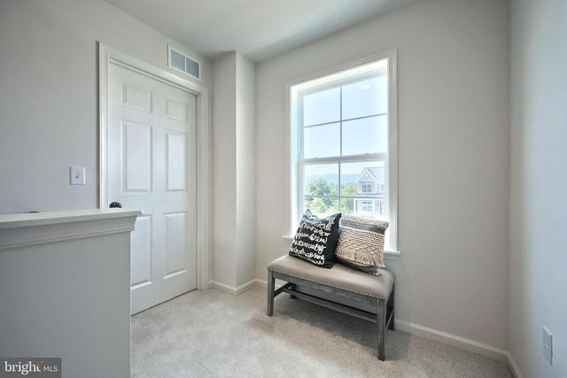 114 BLUE MOUNTAIN BLVD, Carlisle, PA 17013