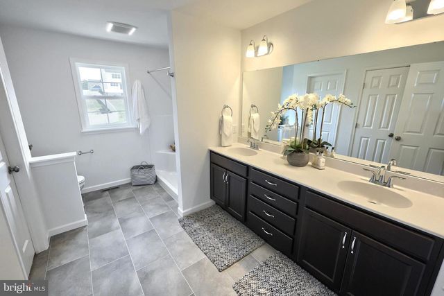 114 BLUE MOUNTAIN BLVD, Carlisle, PA 17013